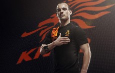 PG游戏_绿茵场变身舞台！拜仁、马竞、热刺主场确认承办全球顶级音乐巡演