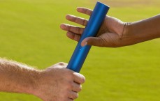 PG|兄弟对决惊心动魄！威少致命三分令杜兰特愕然，火箭惨败于国王三巨头奇迹