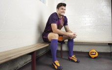 PG游戏_卡利亚里与比萨对决，进攻风暴下的比分揭秘与机会博弈